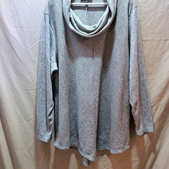 Woman's plus size sweater with cowl neck - Picture 1 of 4